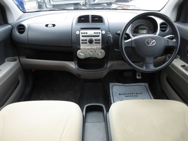 TOYOTA PASSO 2004