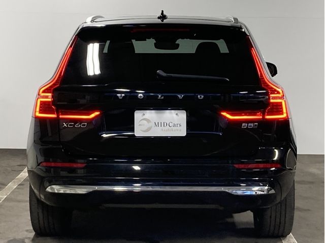 VOLVO VOLVO XC60 2023