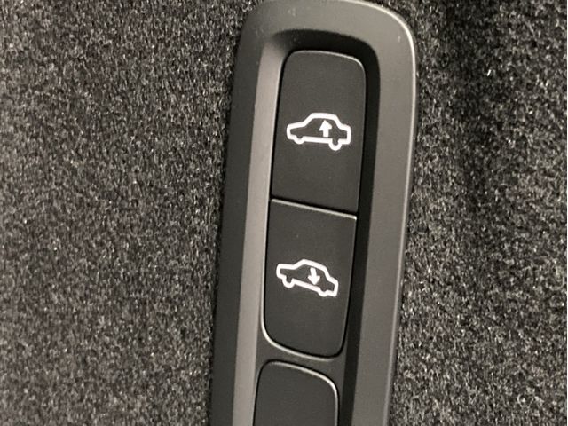 VOLVO VOLVO XC60 2023