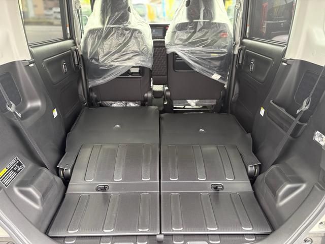 SUZUKI Spacia GEAR 2024