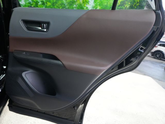 TOYOTA HARRIER 2WD 2020