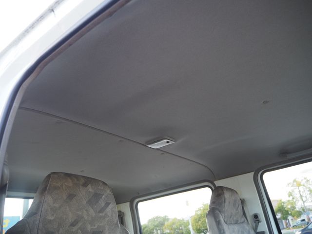 MAZDA TITAN DUSH 2005