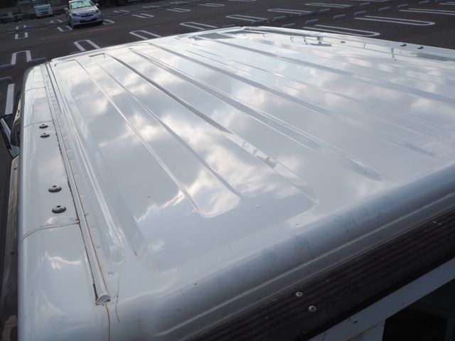 MAZDA TITAN DUSH 2005