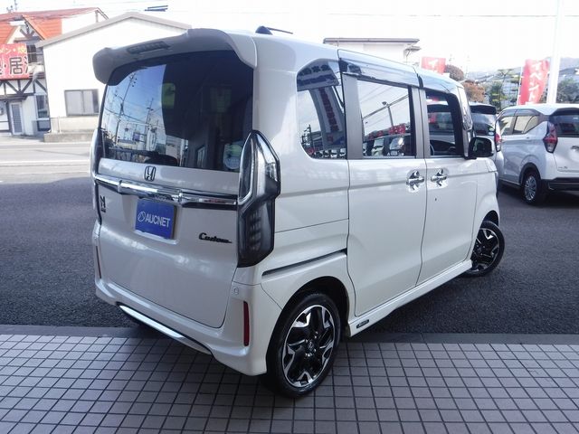 HONDA N BOX CUSTOM 4WD 2017
