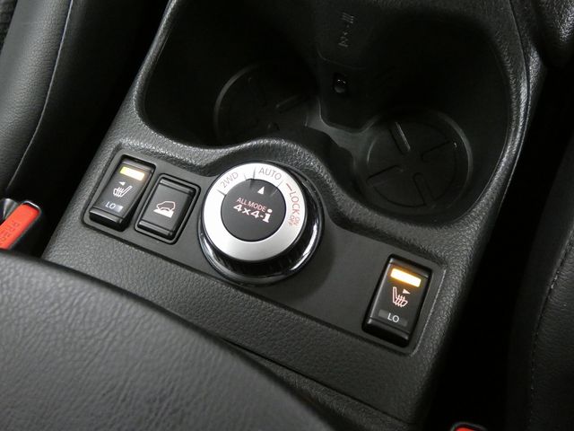 NISSAN X-TRAIL 4WD 2015