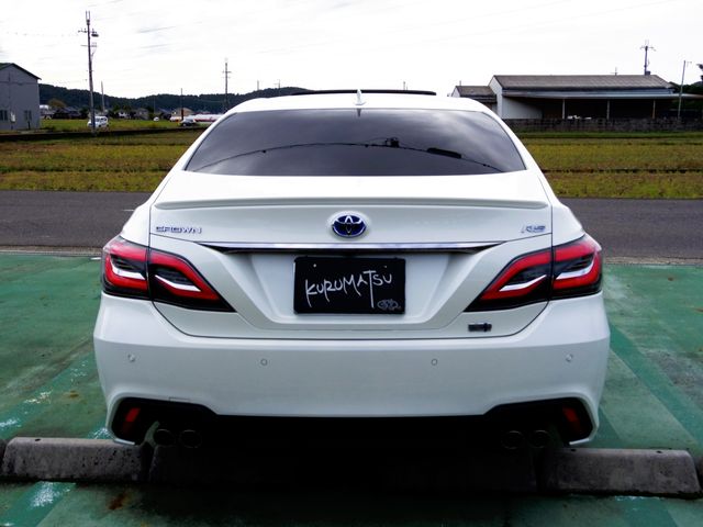 TOYOTA CROWN sedan hybrid 2019