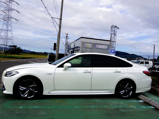 TOYOTA CROWN sedan hybrid 2019