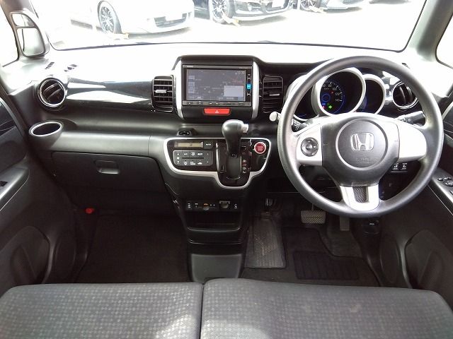 HONDA N BOX CUSTOM 2017