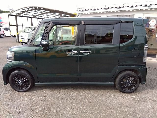 HONDA N BOX CUSTOM 2017