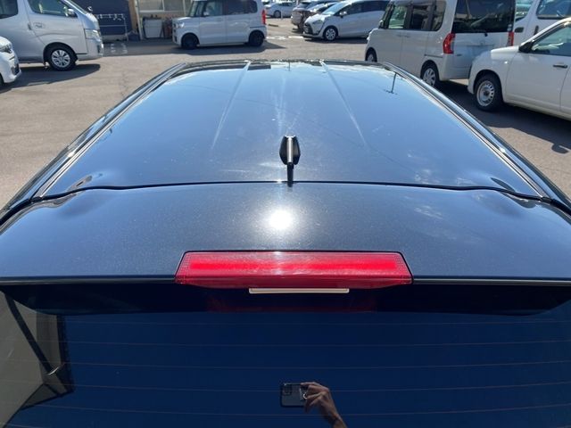 TOYOTA COROLLA FIELDER HYBRID 2018