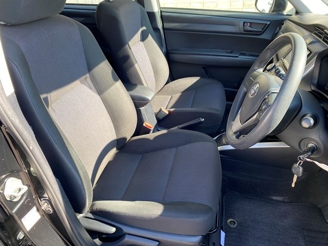 TOYOTA COROLLA FIELDER HYBRID 2018