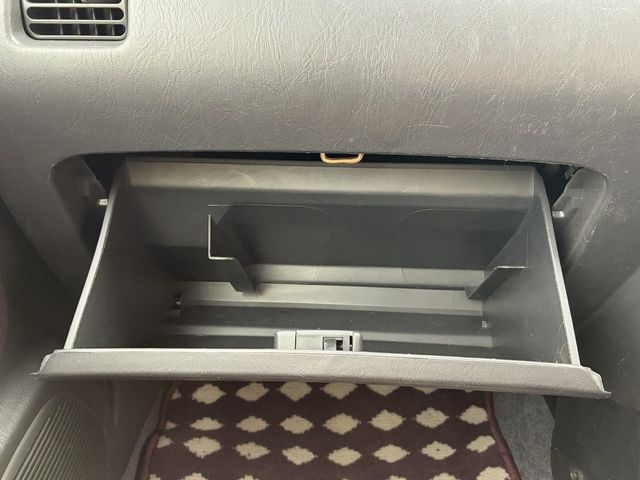 DAIHATSU MIRA GINO 1999