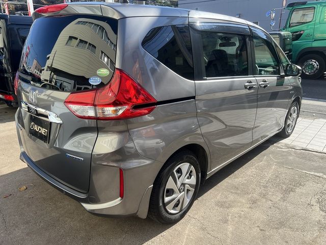 HONDA FREED HYBRID 2021