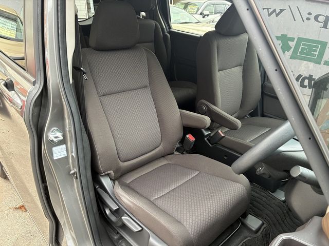 HONDA FREED HYBRID 2021