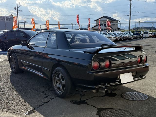 NISSAN SKYLINE 1991