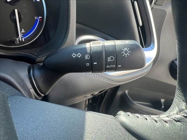 TOYOTA NOAH HYBRID 2022