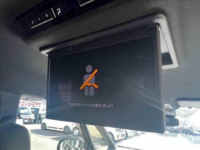 TOYOTA NOAH HYBRID 2022