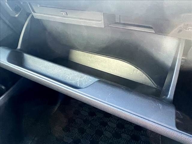 TOYOTA NOAH HYBRID 2022