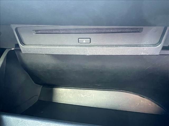 TOYOTA NOAH HYBRID 2022