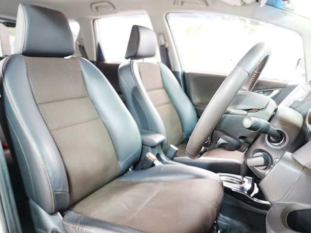 HONDA FIT SHUTTLE HYBRID 2012