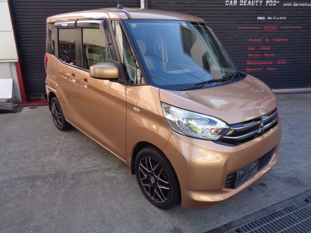 MITSUBISHI eK SPACE 2014