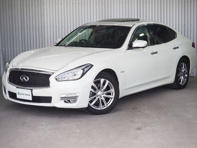 NISSAN FUGA HYBRID 2016