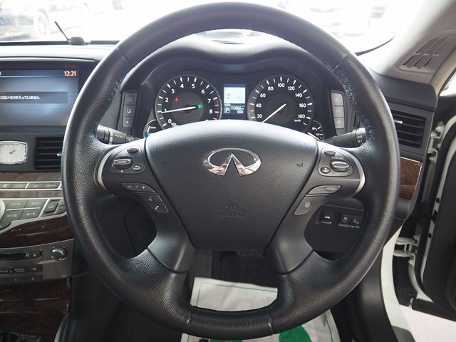 NISSAN FUGA HYBRID 2016