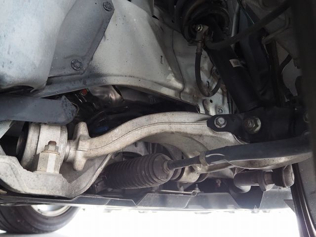 NISSAN FUGA HYBRID 2016