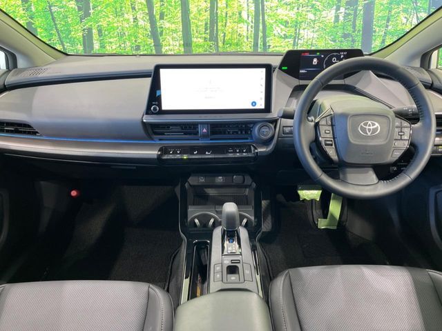 TOYOTA PRIUS 2025