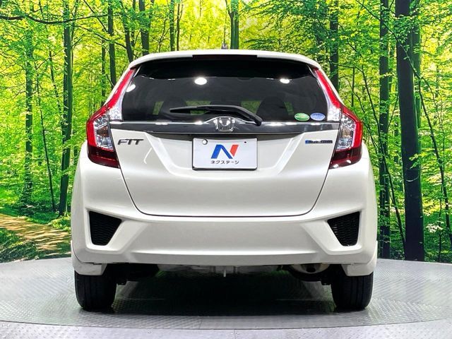 HONDA FIT HYBRID 2017