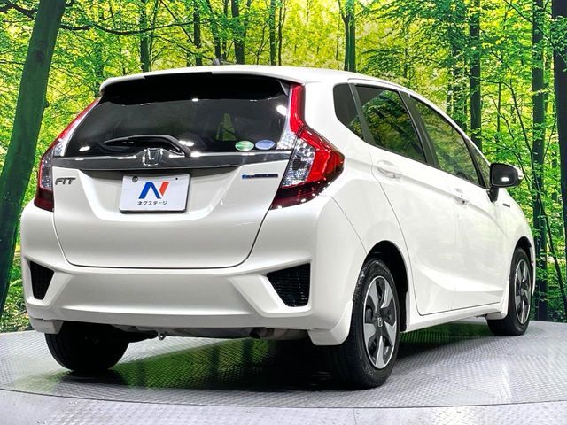 HONDA FIT HYBRID 2017