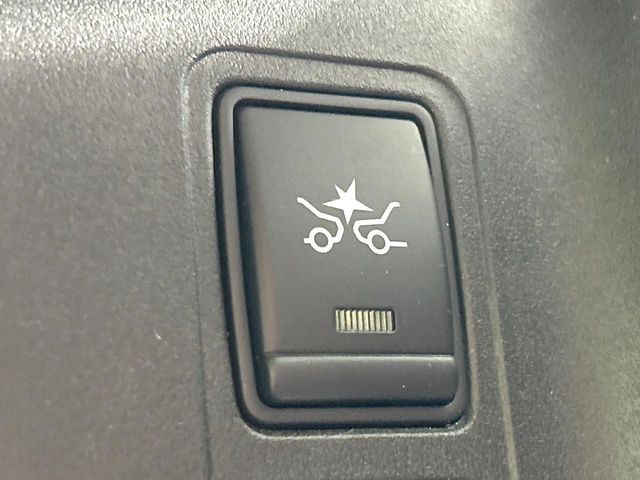 NISSAN SERENA  S-HYBRID 2017