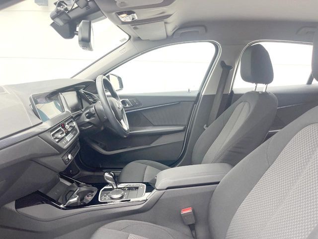 BMW BMW 1series 2022