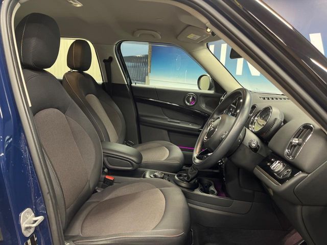 BMW BMW MINI COOPER D CROSSOVER 2017