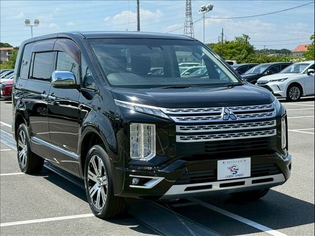 MITSUBISHI DELICA D:5 4WD 2019