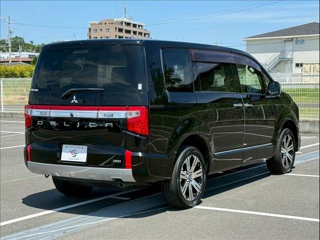 MITSUBISHI DELICA D:5 4WD 2019