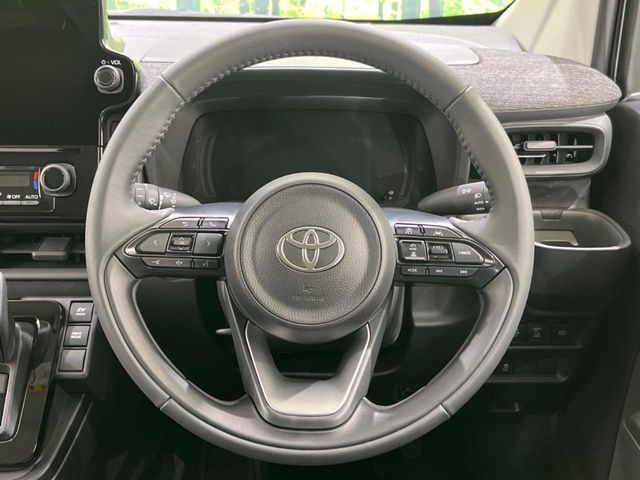 TOYOTA SIENTA HYBRID 2025