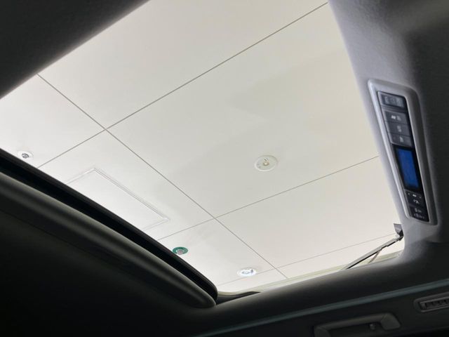 TOYOTA VELLFIRE 2021