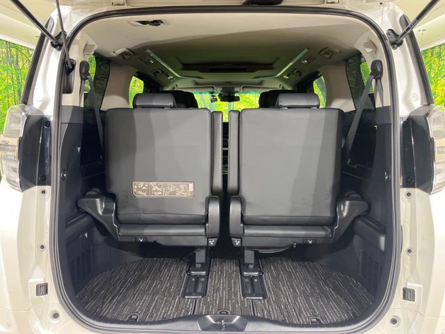 TOYOTA VELLFIRE 2021