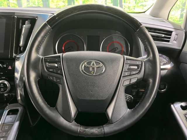 TOYOTA VELLFIRE 2021