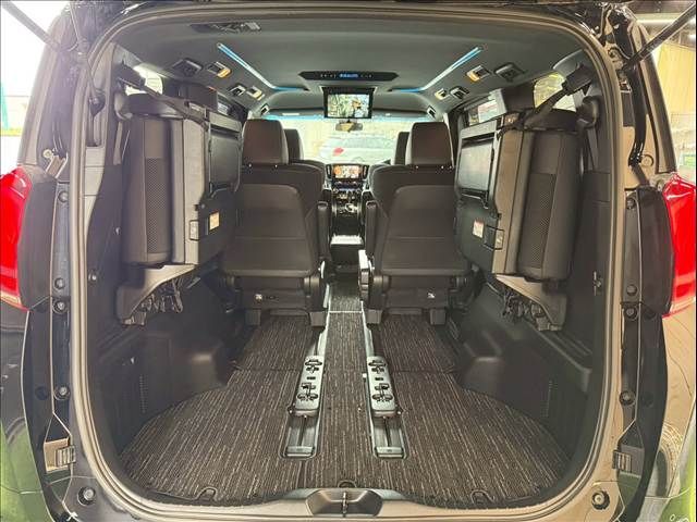 TOYOTA ALPHARD 2020