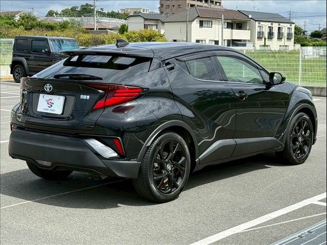 TOYOTA C-HR 2020