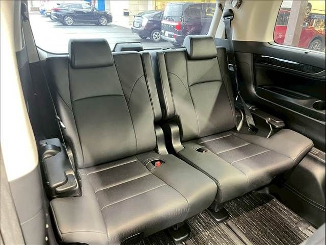 TOYOTA VELLFIRE 2020