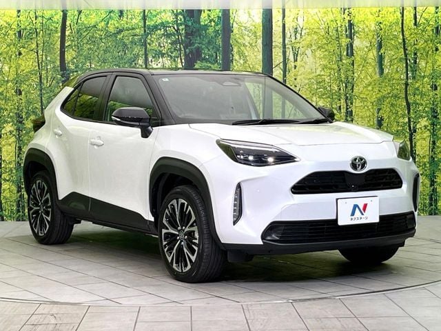 TOYOTA YARIS CROSS 2025