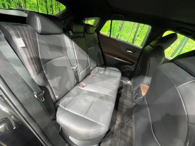 TOYOTA HARRIER HYBRID 2023