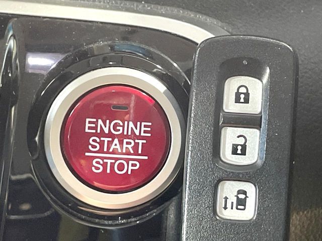 HONDA N BOX CUSTOM 2017