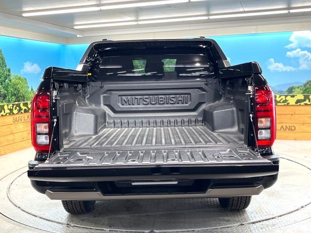 MITSUBISHI TRITON 2024