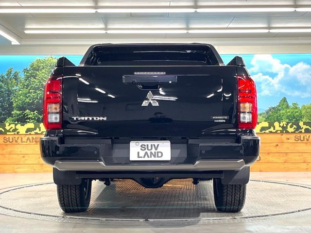 MITSUBISHI TRITON 2024