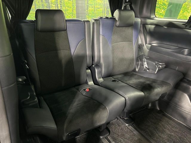 TOYOTA VELLFIRE 4WD 2017