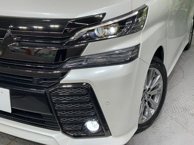 TOYOTA VELLFIRE 4WD 2017